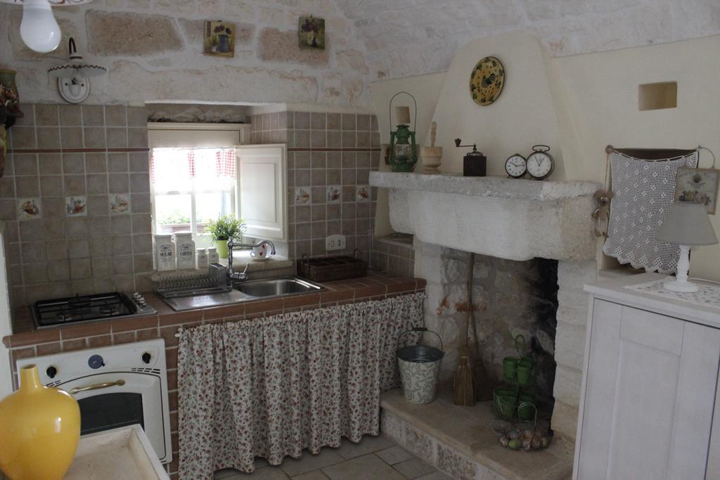 הוילה מרטינה פרנקה Trullo Galeotto מראה חיצוני תמונה