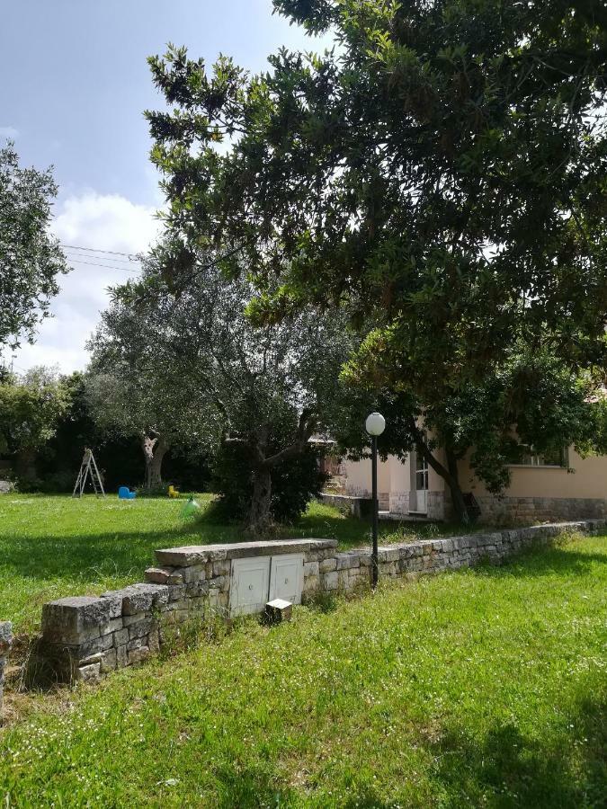 הוילה מרטינה פרנקה Trullo Galeotto מראה חיצוני תמונה